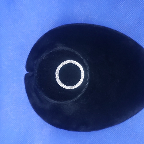 10k White gold diamond slide pendant - Picture 3 of 10